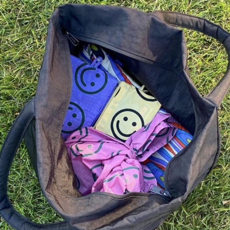 Go Pouch Set in Happy